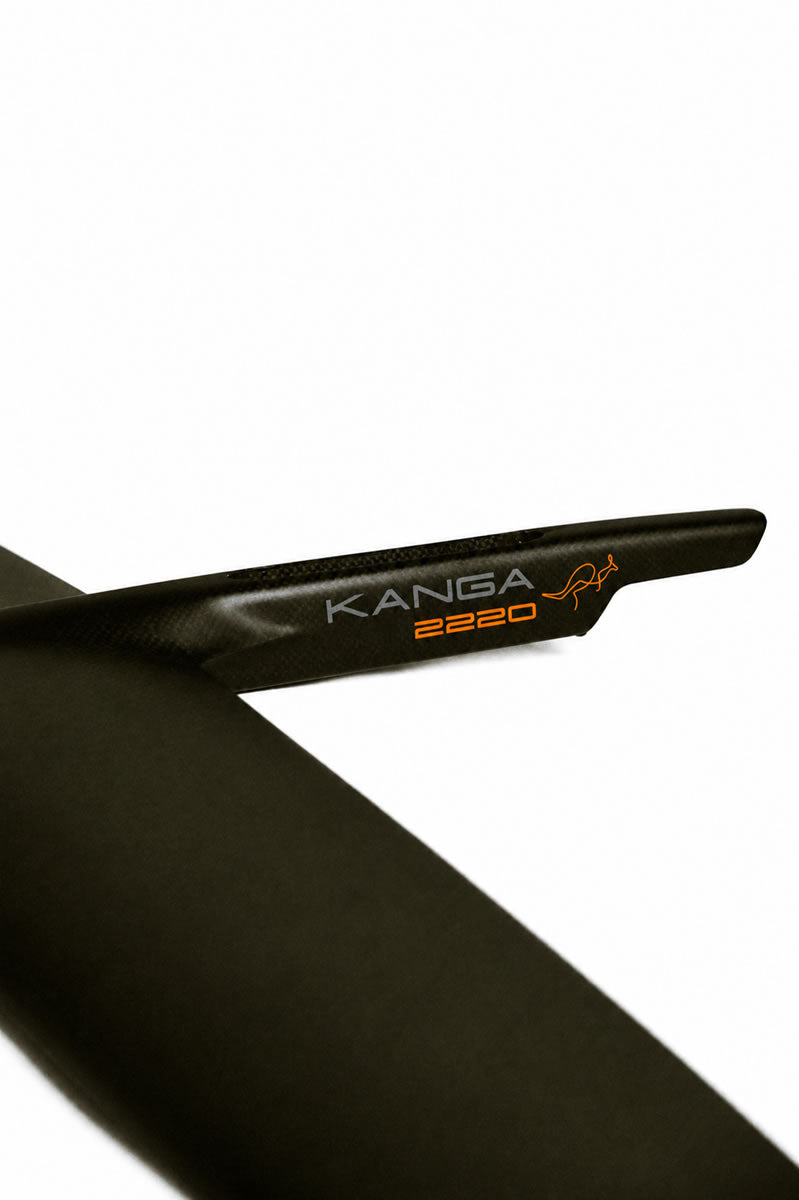 Kanga 2220 etusiipi